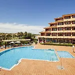 Ilunion Golf Szálloda 4*