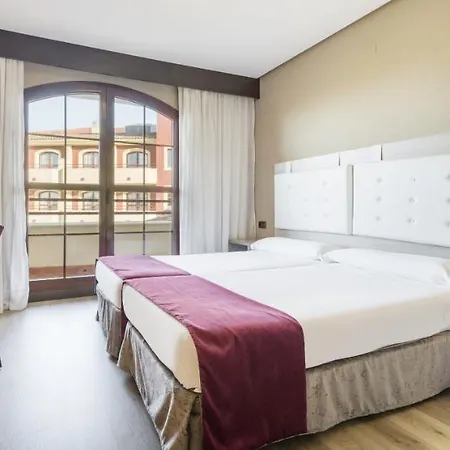Ilunion Golf Отель 4*