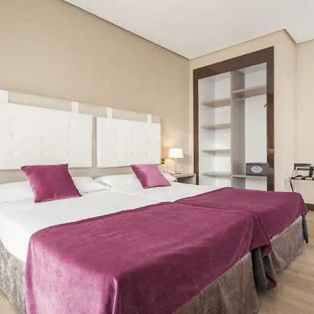 Hotell Ilunion Golf Badajoz