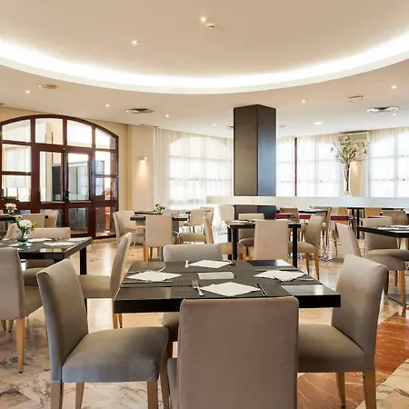 Hotell Ilunion Golf Badajoz