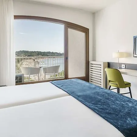 Hotell Ilunion Golf 4*