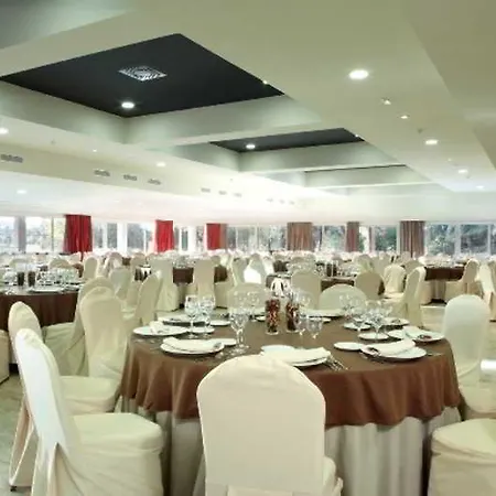 Ilunion Golf 호텔 4*