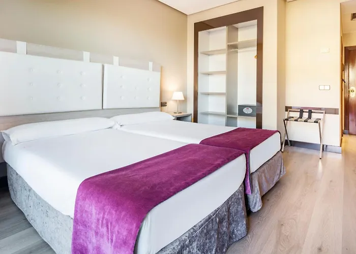 Ilunion Golf Ξενοδοχείο