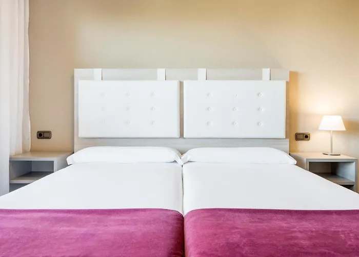 Ilunion Golf Отель Бадахос